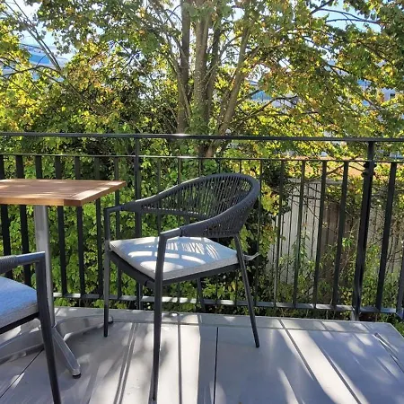 Strom Acht - Modern Frisch Inkl Stellplatz, Balkon - 200m Zum Alten Strom