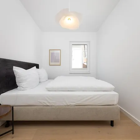 Strom Acht - Modern Frisch Inkl Stellplatz, Balkon - 200m Zum Alten Strom * Ρόστοκ