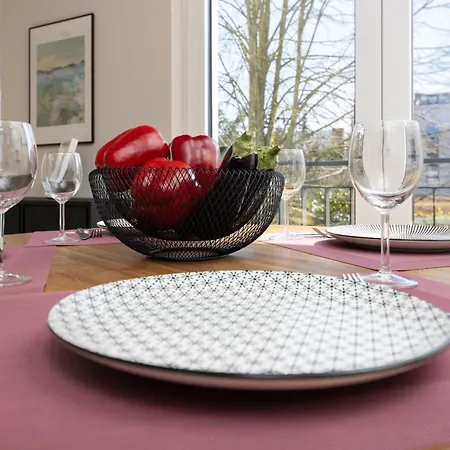 Strom Acht - Modern Frisch Inkl Stellplatz, Balkon - 200m Zum Alten Strom