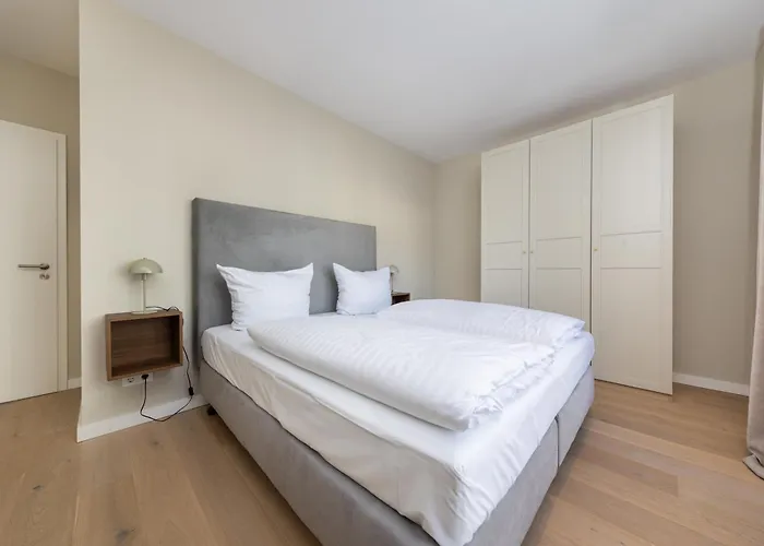 Apartment Strom Acht - Modern Frisch Inkl Stellplatz, Balkon - 200m Zum Alten Strom Rostock